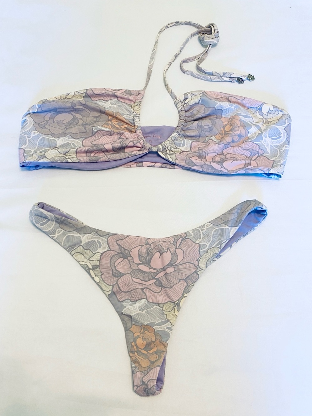 Dippin Daisy’s Floral Pastel Bikini Set Swimsuit 
L/XL Lavender